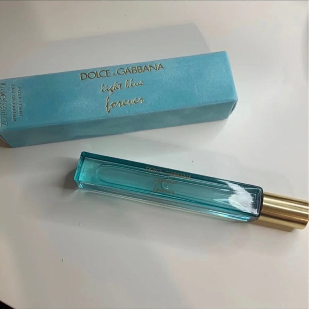 Dolce and Gabbana light blue forever perfume